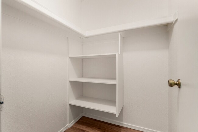 Building Photo - 21057 N 34th Dr