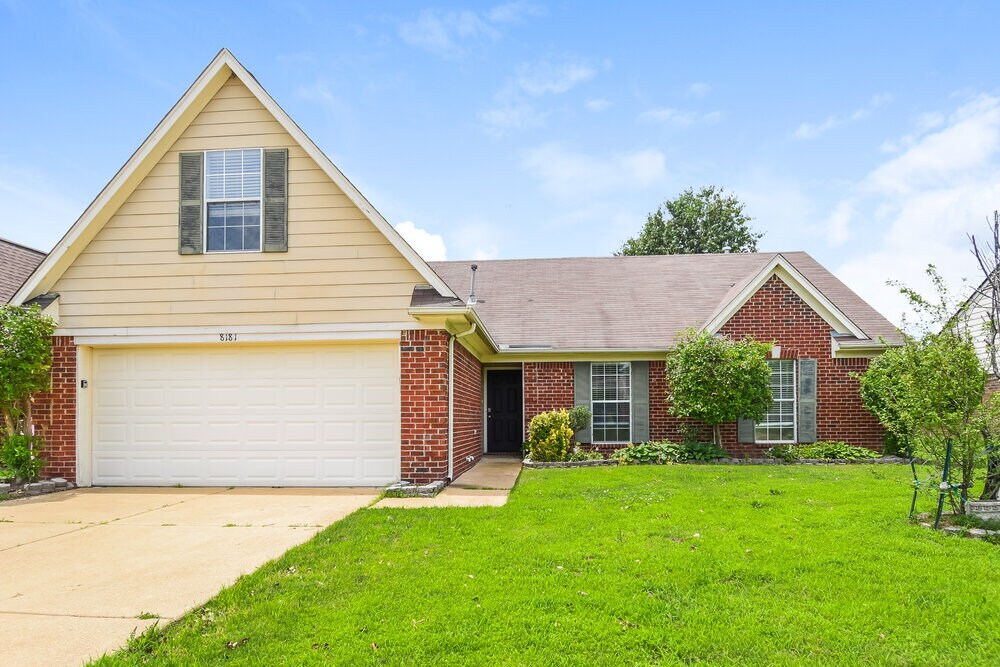 Building Photo - 8181 Martin Dr