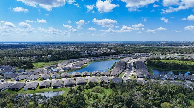 Building Photo - 5559 Trevesta Pl