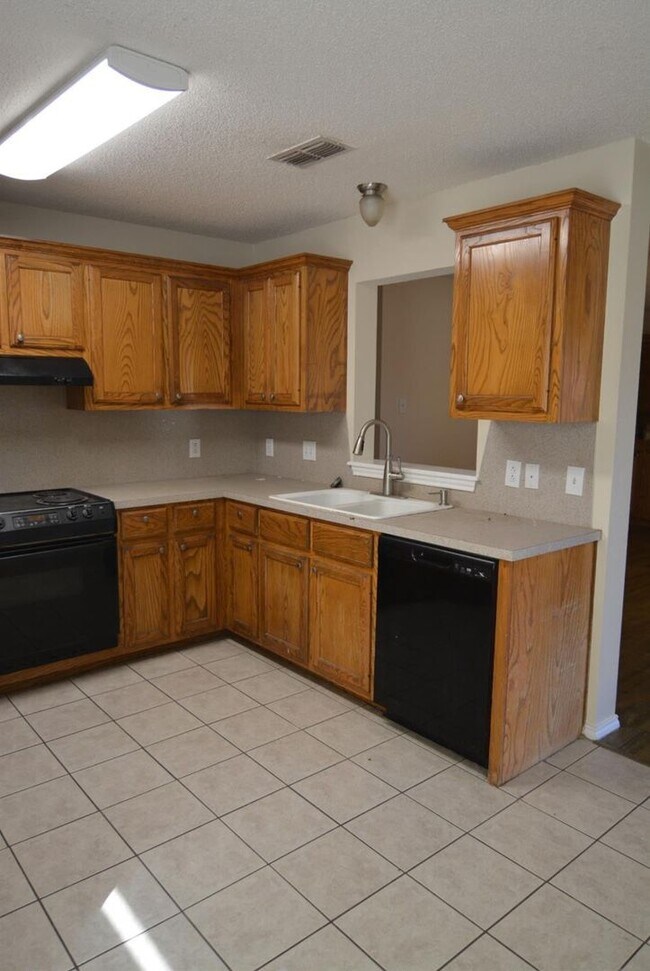 Building Photo - 6302 34th Pl