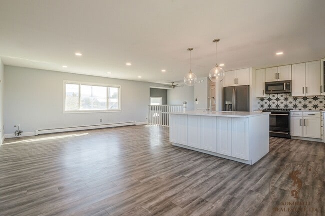 Building Photo - 467-432 32 Rd