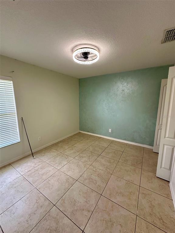 Building Photo - 2367 Brewerton Ln