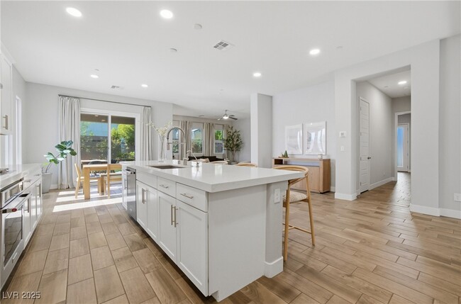 Building Photo - 7736 Tioga Rdg Ct