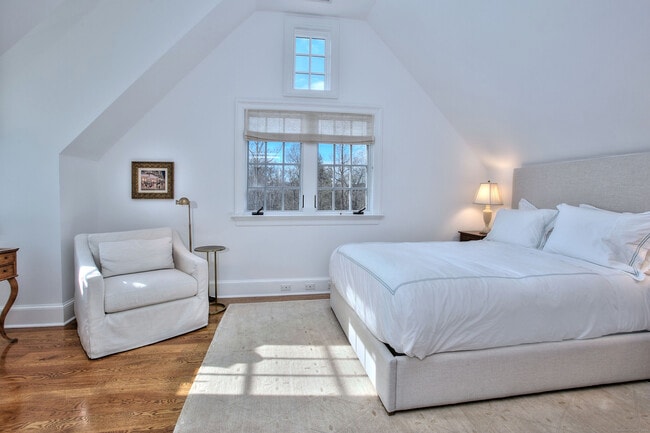 Building Photo - 15 Catamount Rd