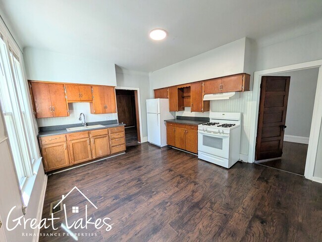 Building Photo - 1031 Morrell St
