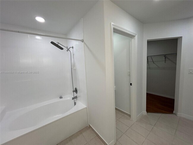 Building Photo - 8725 SW 158th Pl