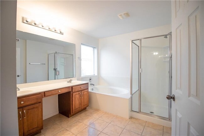 Building Photo - 107 Thompson Trail