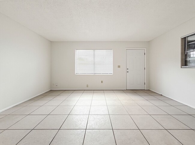 Building Photo - 3/2 Home in College Park