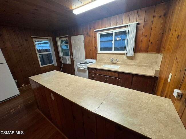 Building Photo - 1741 Church St