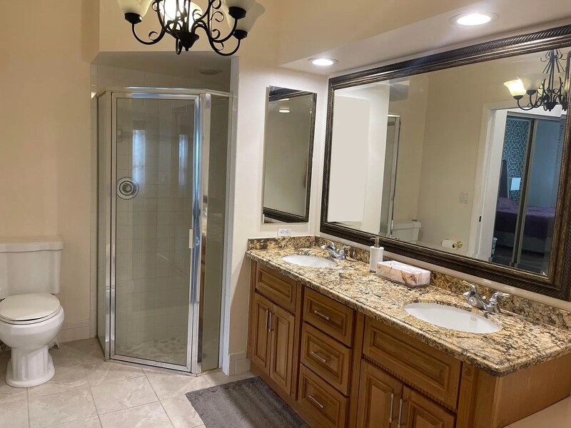 Building Photo - 1048 Siena Oaks Cir E