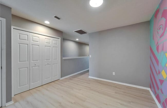 Building Photo - 8842 turnstone Dr