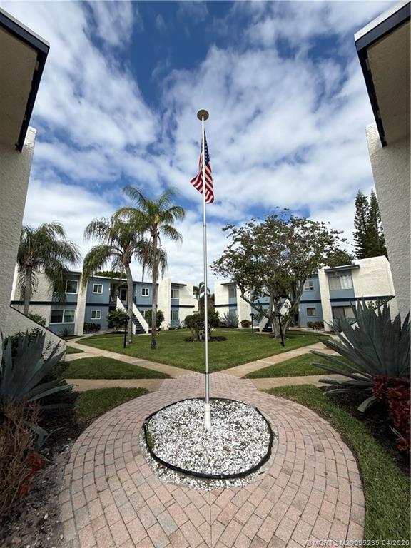 Building Photo - 1561 NE 12th Terrace