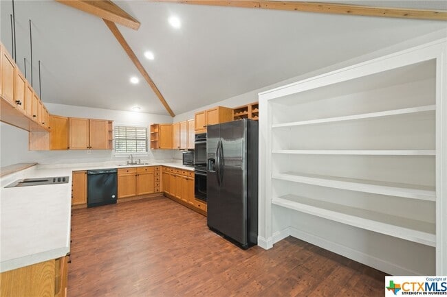 Building Photo - 1310 Scenic View Dr
