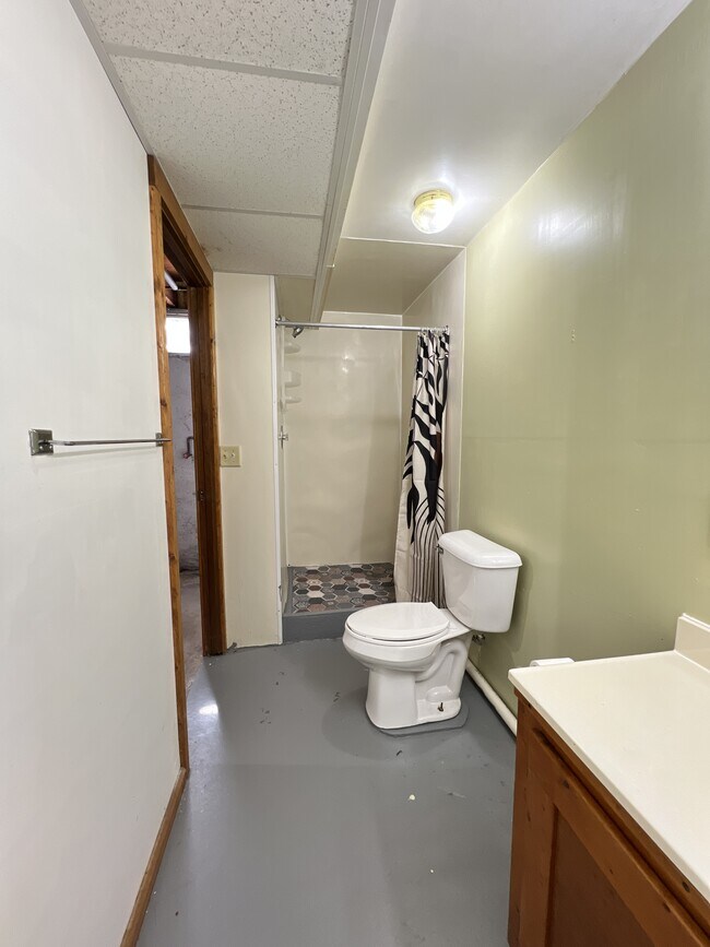 Building Photo - 3690 Keystone Dr