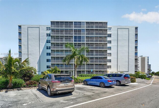 Building Photo - 5 Bluebill Ave