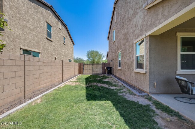 Building Photo - 11875 W Lone Tree Trail