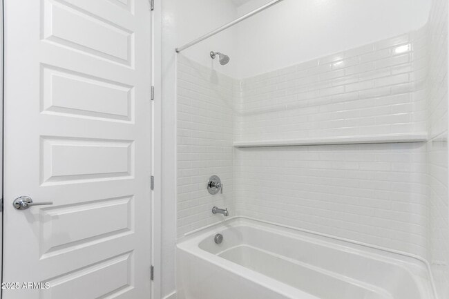 Building Photo - 3113 S 156th Ave