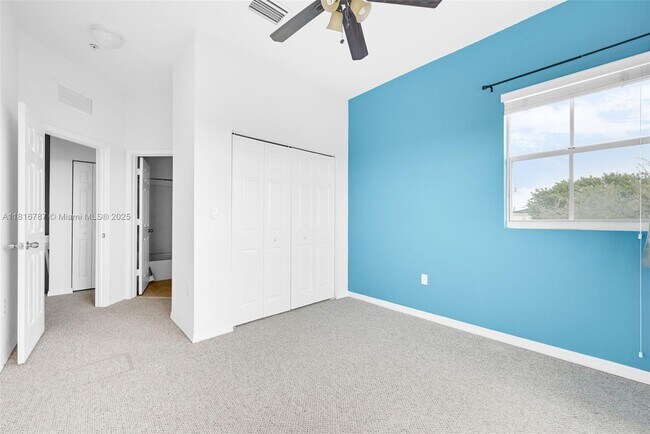 Building Photo - 10870 NW 88th Terrace