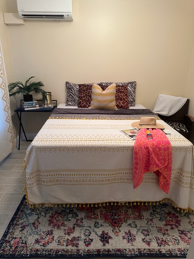 Building Photo - 112 Parker Dr