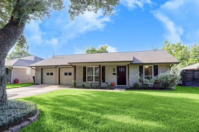 Primary Photo - 9522 Emnora Ln
