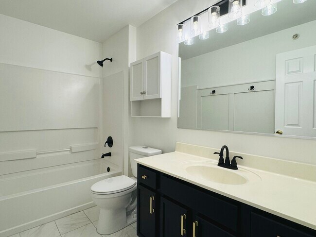 Building Photo - 128 Bertram Dr
