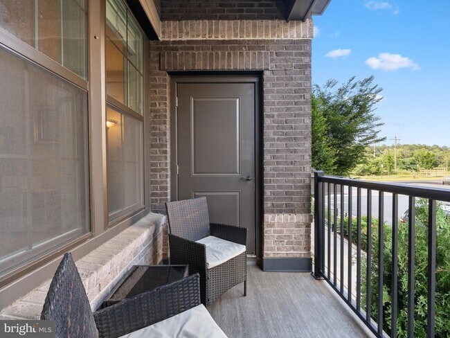 Building Photo - 2324 Wind Charm St