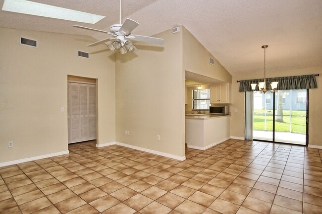 Building Photo - Charming Home in Whisper Lakes!! Available...