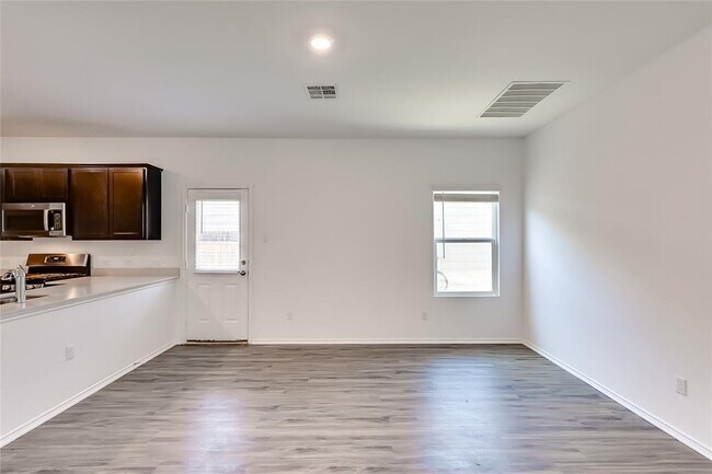 Building Photo - 362 Geode Glen
