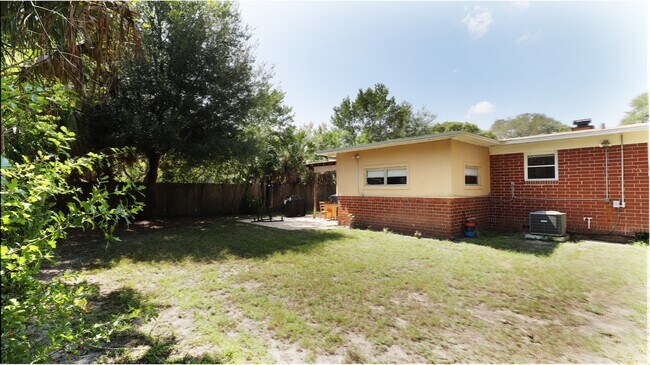 Building Photo - 3219 Fruitwood Ln