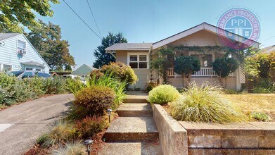 Building Photo - 2626 SE 64th Ave
