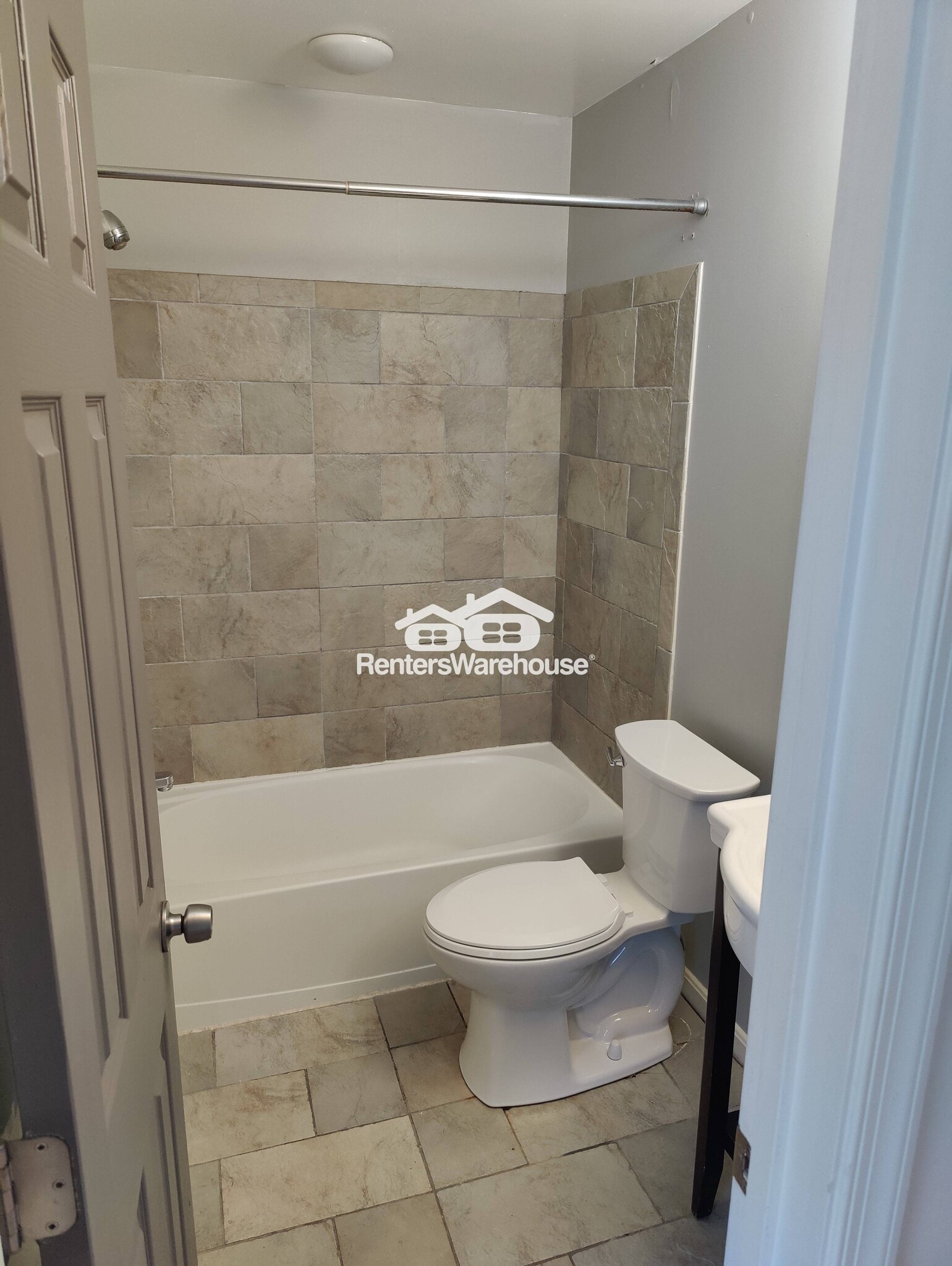Building Photo - 13817 Amberfield Ct