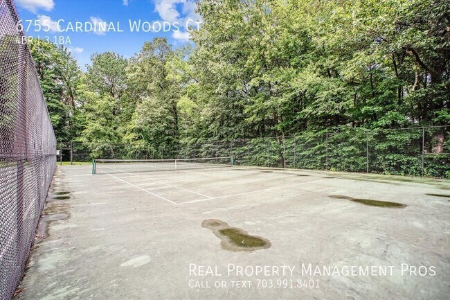 Building Photo - 6755 Cardinal Woods Ct