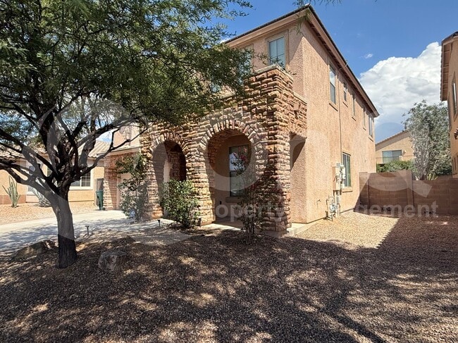 Building Photo - 12890 Bloomington Loop