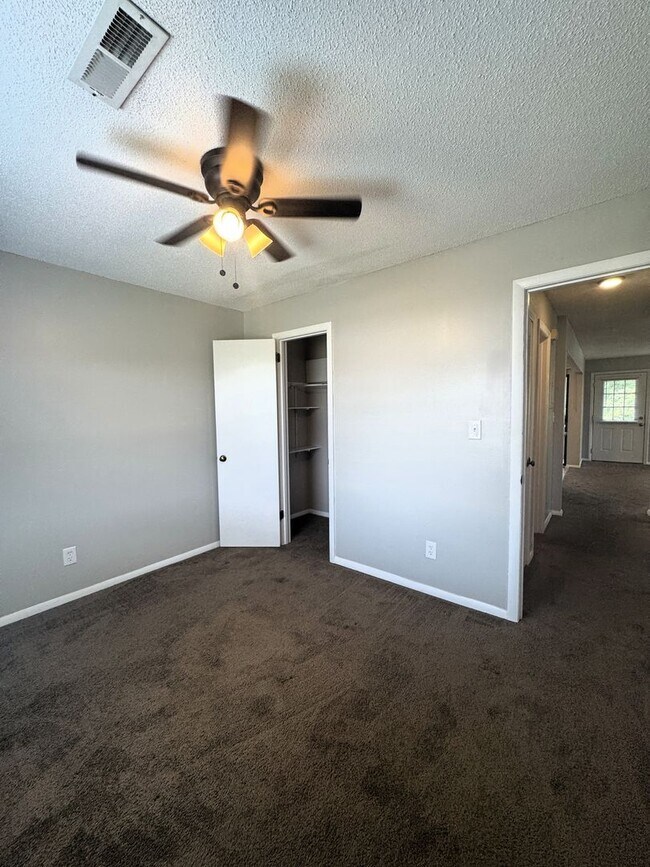 Building Photo - Available For Immediate Move-In!