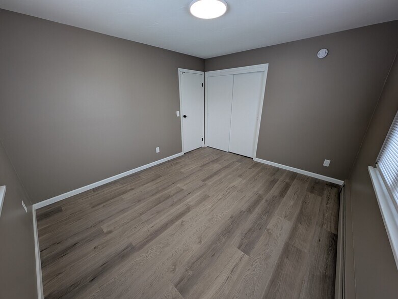 Building Photo - 35 Terrel Dr