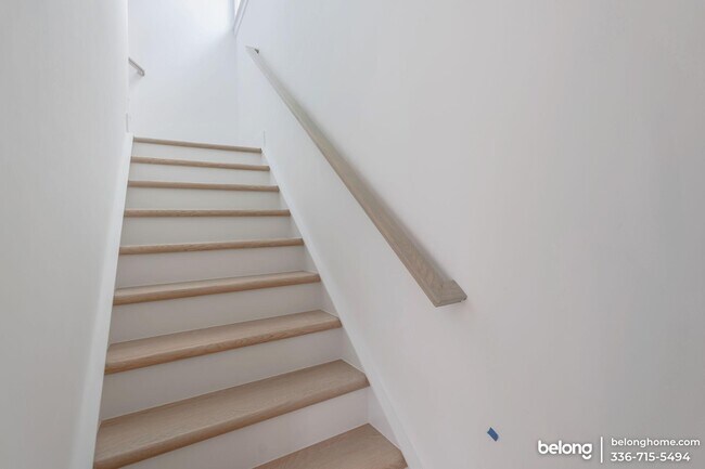 Building Photo - 2120 Opulent Oaks Ln
