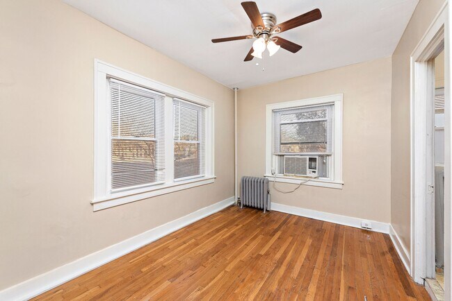 Floorplan - CHARLOTTE MANOR