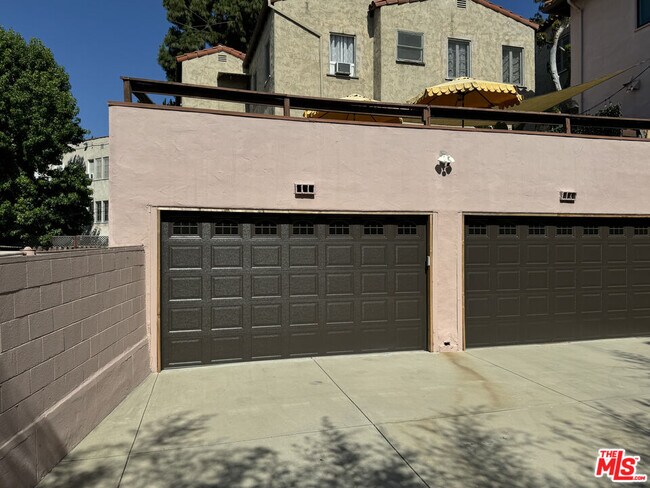 Building Photo - 3306 Waverly Dr