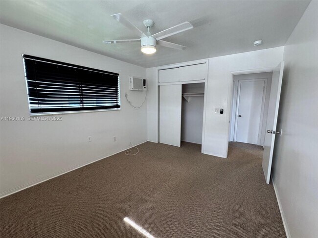 Building Photo - 6451 W Flagler St