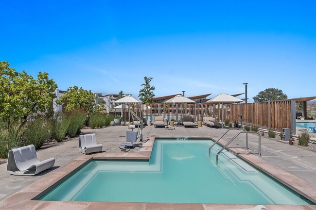 Building Photo - Exquisite Modern Townhome Nestled in the T...