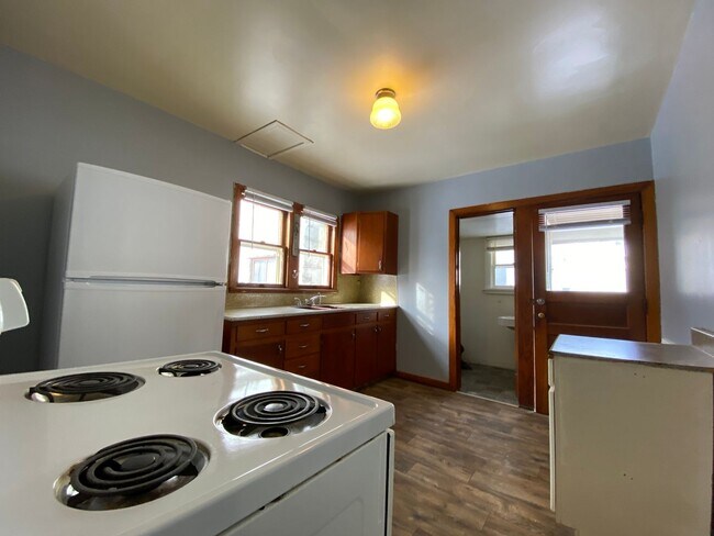 Building Photo - 308 Pennsylvania Ave