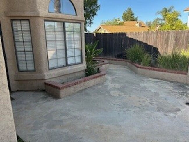 Building Photo - knollridge