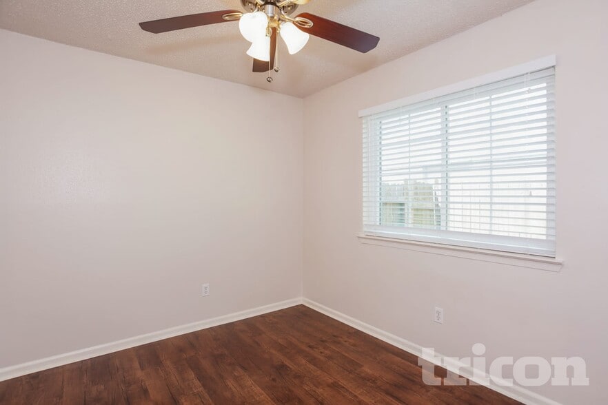 Building Photo - 22510 Leedstown Ln