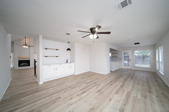 Building Photo - 3338 Oak Branch Ln