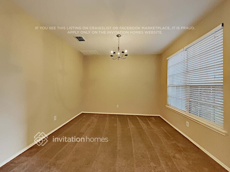 Building Photo - 1116 Sweetwater Dr