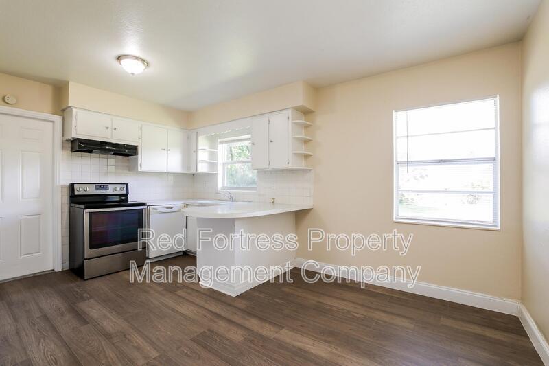 Building Photo - 4555 Jersey Rd