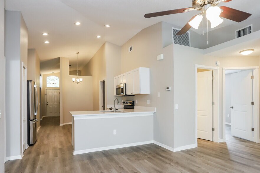 Building Photo - 416 Sangria Dr
