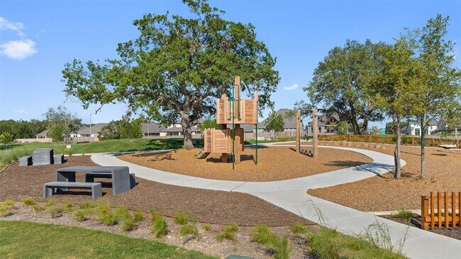 Building Photo - 161 Smithsonian Ln