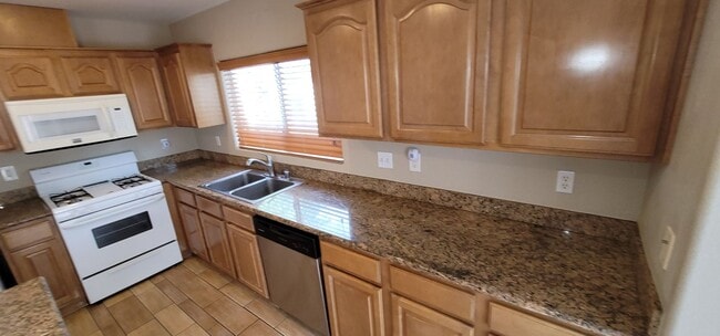 Building Photo - Beautiful former Model Home located near S...