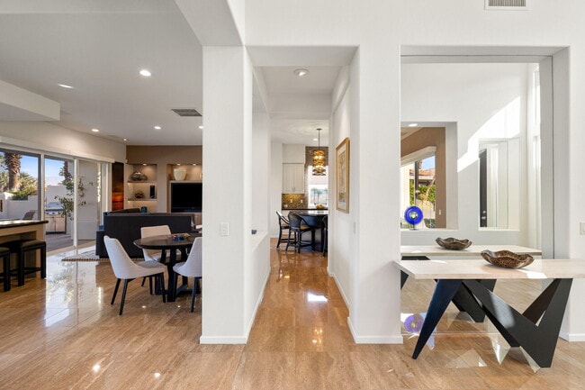 Building Photo - 410 Gold Canyon Dr